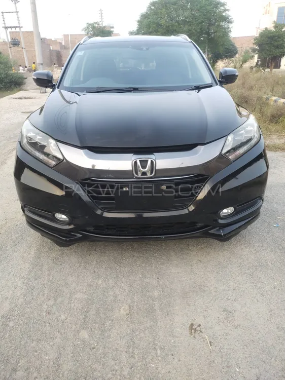 Honda Vezel 2015 for Sale in Depal pur Image-1