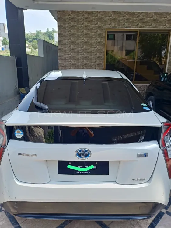 Toyota Prius 2016 for Sale in Rawalpindi Image-1