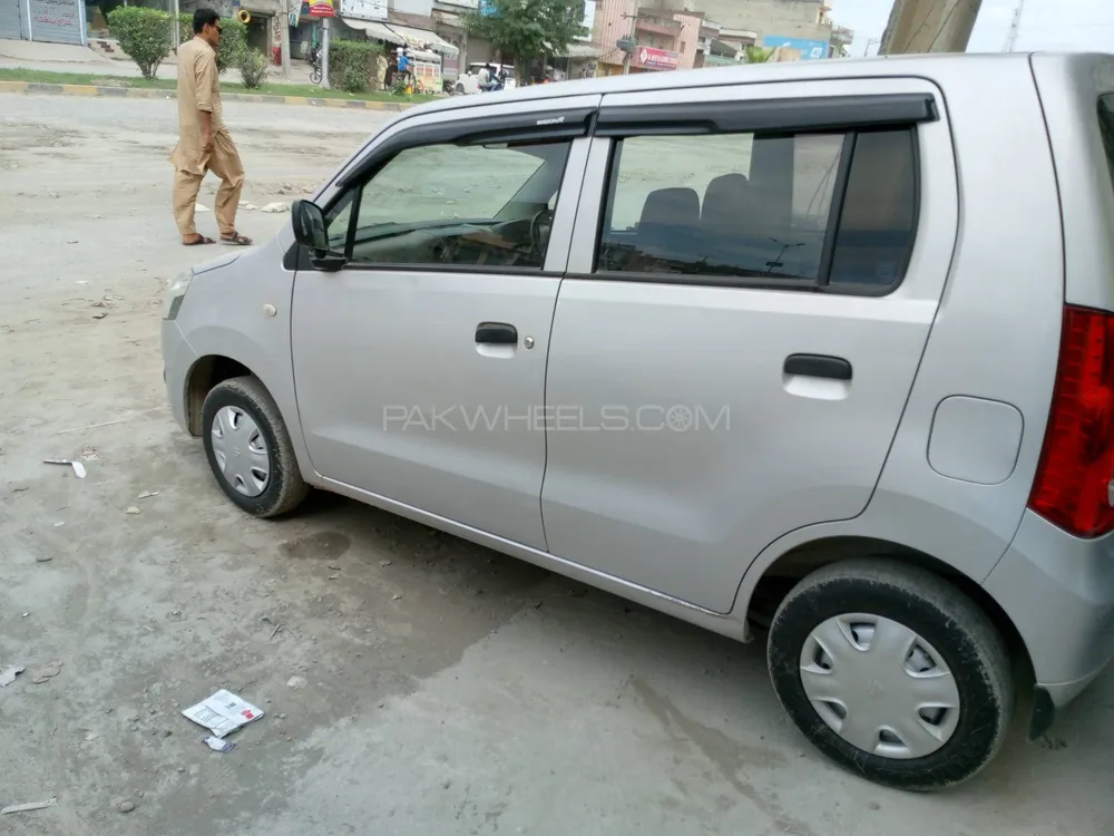 Suzuki Wagon R 2020 for Sale in Sambrial Image-1
