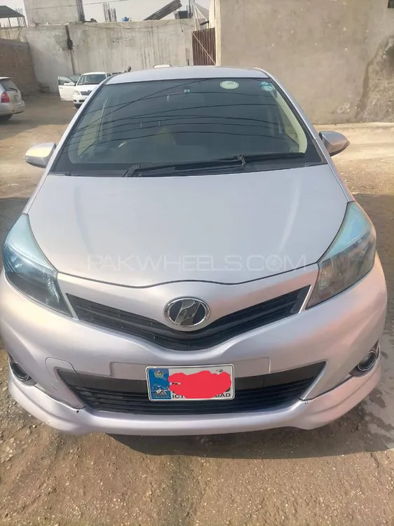 Toyota Vitz 2012 for Sale in Swabi Image-1