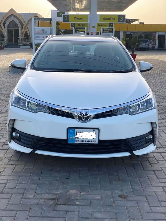 Toyota Corolla 2018 for Sale in Islamabad Image-1