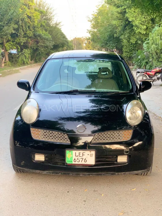 Nissan March 2004 for Sale in Lahore Image-1