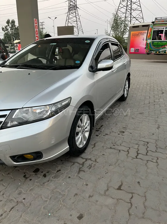 Honda City 2016 for Sale in Faisalabad Image-1