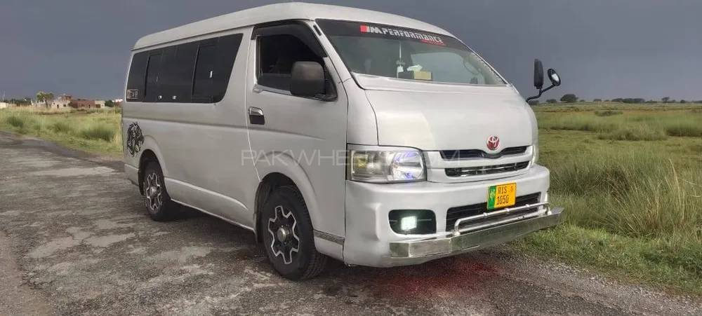 Toyota Hiace 2005 for Sale in Gujrat Image-1