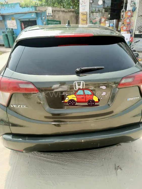 Honda Vezel 2014 for Sale in Sialkot Image-1