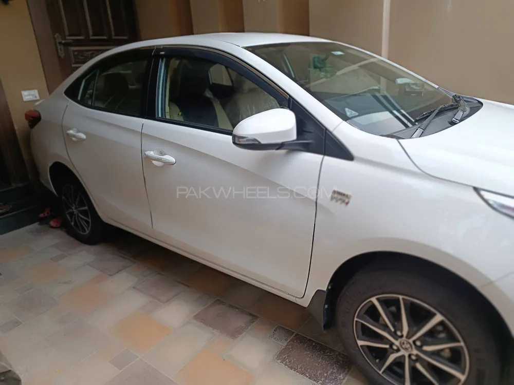 Toyota Yaris ATIV MT 1.3 2021 for sale in Lahore | PakWheels