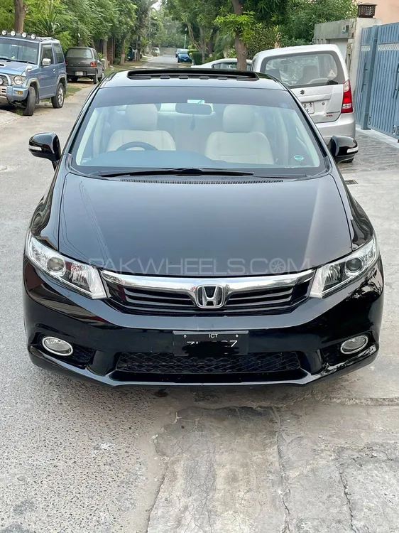 Honda Civic 2013 for Sale in Sahiwal Image-1