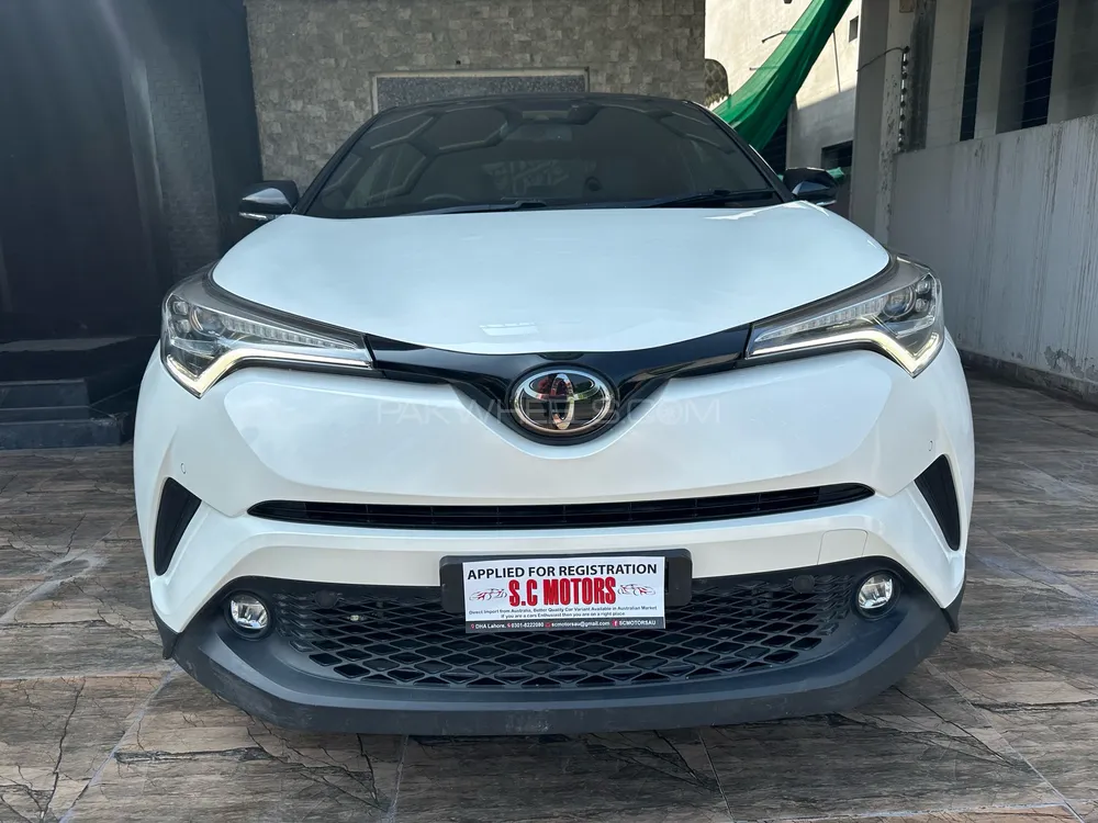 Toyota C-HR 2018 for Sale in Lahore Image-1