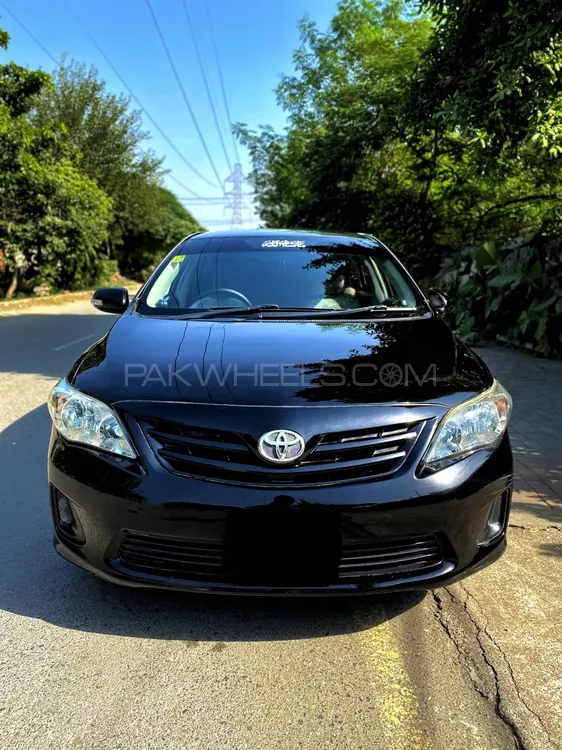 Toyota Corolla 2014 for Sale in Lahore Image-1