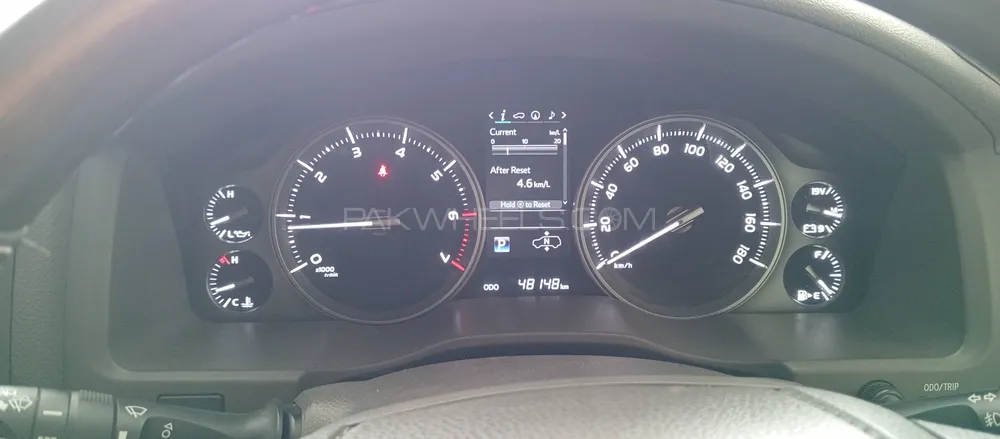 Toyota Land Cruiser 2018 for Sale in Karachi Image-1
