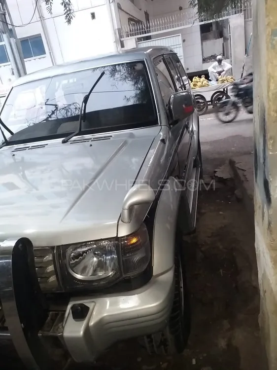 Mitsubishi Pajero 1992 for Sale in Karachi Image-1