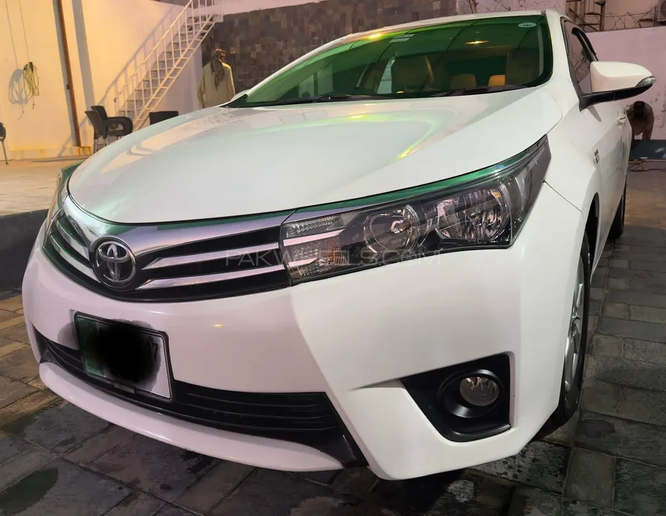 Toyota Corolla 2017 for Sale in Lahore Image-1