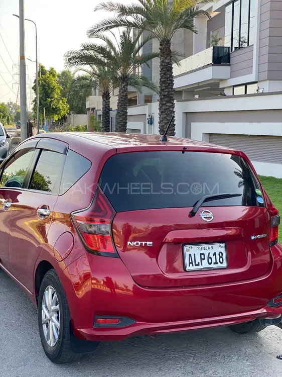 Nissan Note 2018 for Sale in Gujranwala Image-1