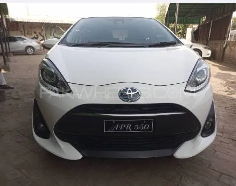 Toyota Aqua 2019 for Sale in Faisalabad Image-1