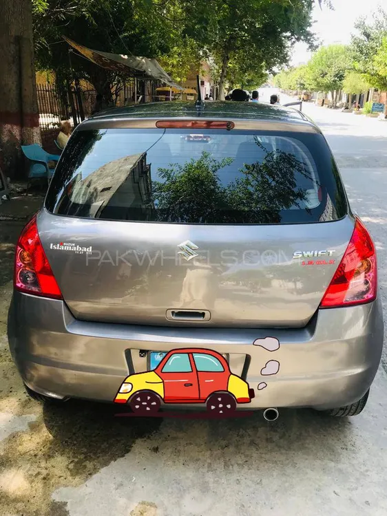 Suzuki Swift 2011 for Sale in Attock Image-1