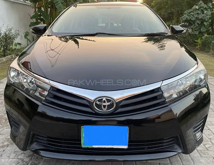 Toyota Corolla 2017 for Sale in Lahore Image-1