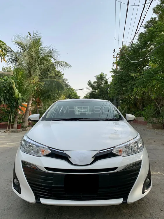 Toyota Yaris Sedan 2021 for Sale in Karachi Image-1