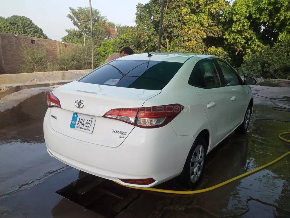 Toyota Yaris Sedan 2020 for Sale in Multan Image-1