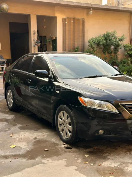 Toyota Camry 2008 for Sale in Multan Image-1