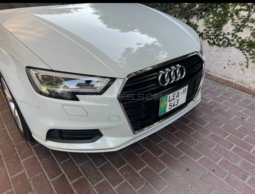 آوڈی اے 3 2017 for Sale in لاہور Image-1