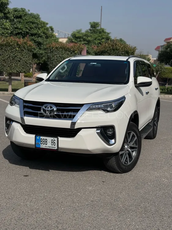 Toyota Fortuner 2021 for Sale in Peshawar Image-1
