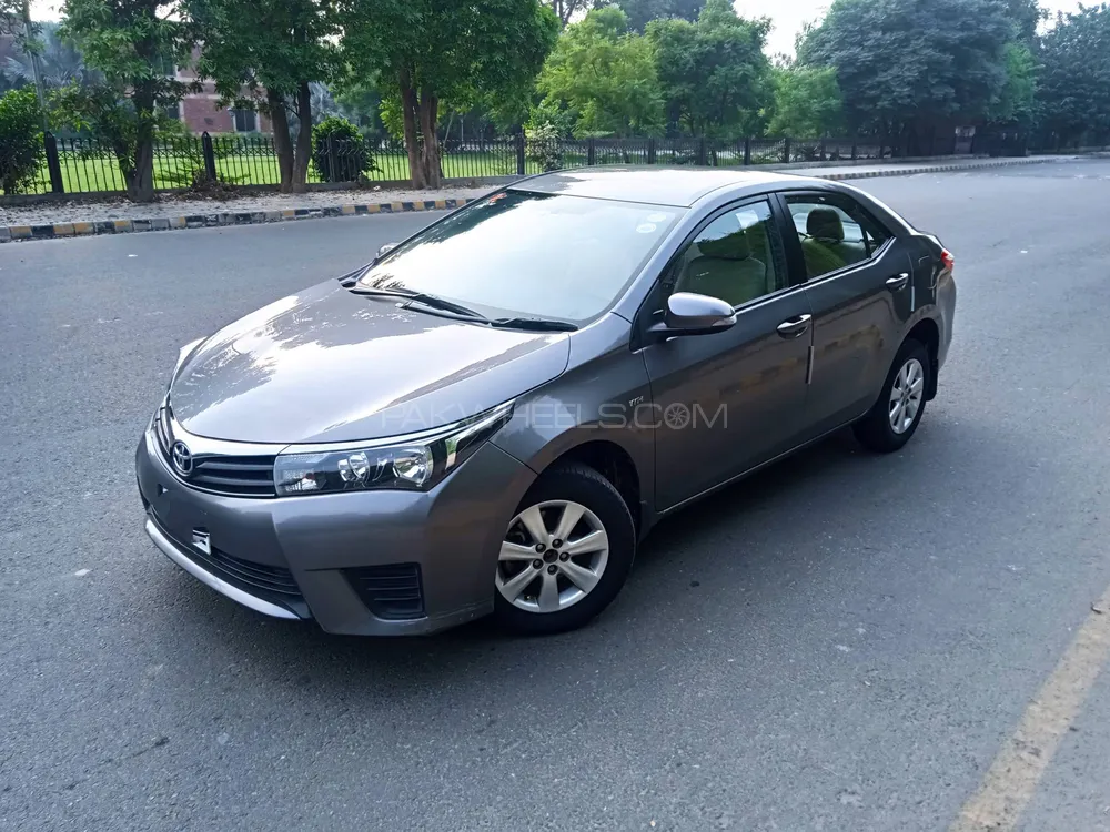 Toyota Corolla 2015 for Sale in Lahore Image-1
