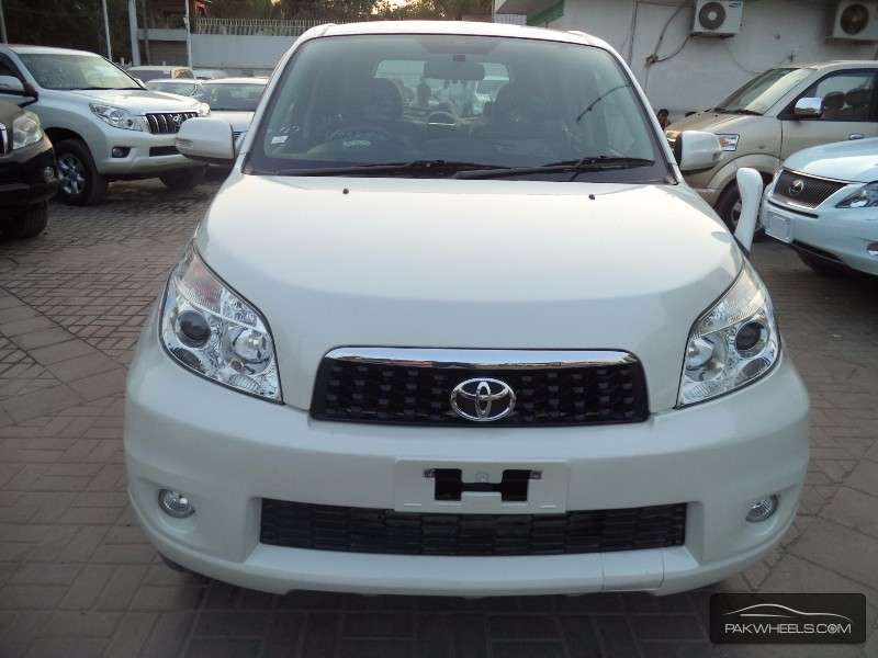 Toyota Rush 2010 for Sale in Karachi Image-1