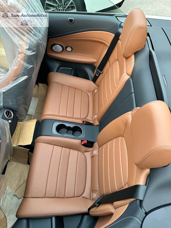 Mercedes Benz C Class Cabriolet 2021 for Sale in Karachi Mercedes Benz C Class Cabriolet 2021 for Sale in Karachi Image-4