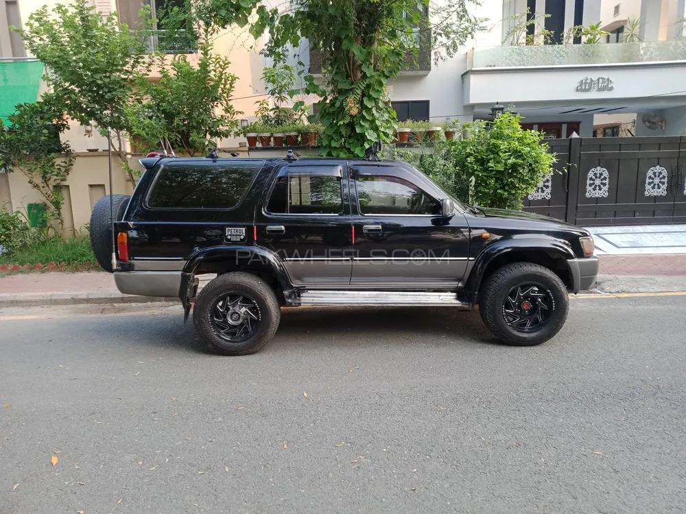 Toyota Surf 1993 for Sale in Lahore Image-1