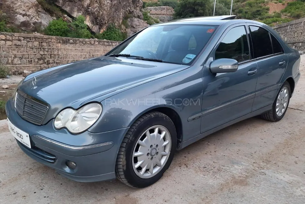 Mercedes Benz C Class 2006 for Sale in Islamabad Image-1