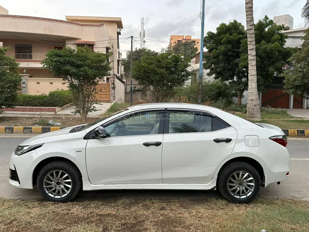 Toyota Corolla 2018 for sale in Karachi | PakWheels