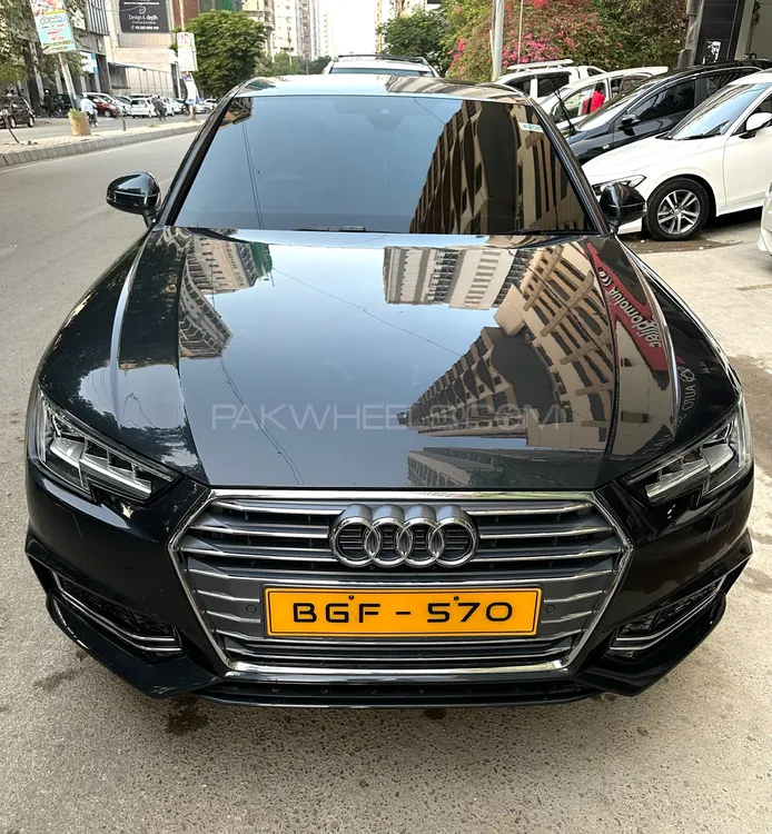 Audi A4 2016 for Sale in Karachi Image-1
