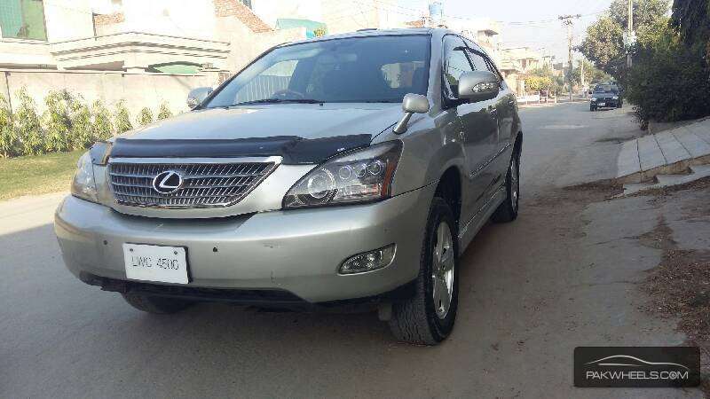Toyota Harrier 2004 for Sale in Lahore Image-1