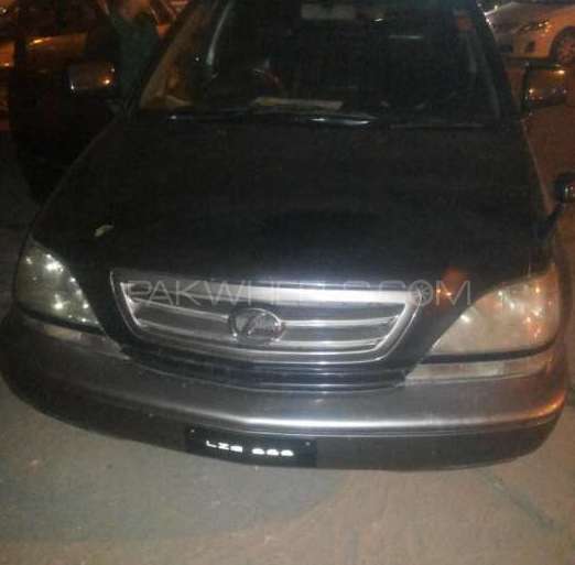 Toyota Harrier 2001 for Sale in Lahore Image-1
