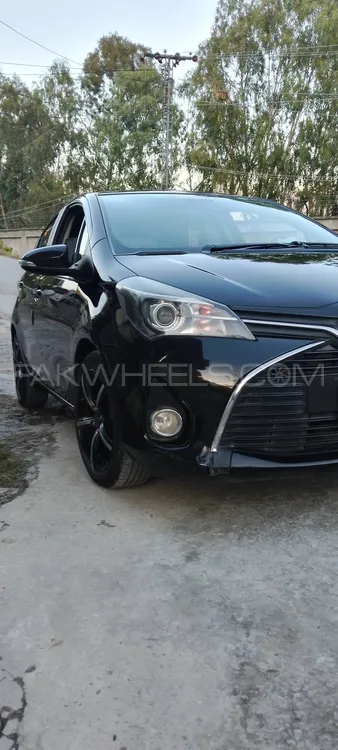 Toyota Vitz 2015 for sale in Abbottabad