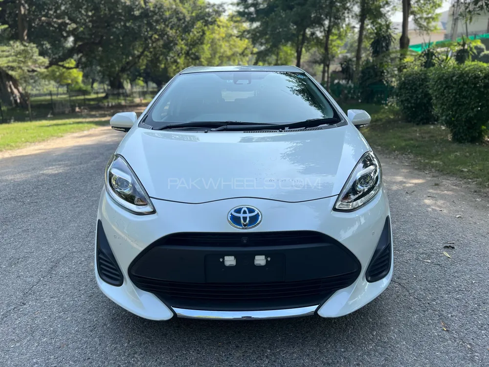Toyota Aqua 2020 for Sale in Lahore Image-1