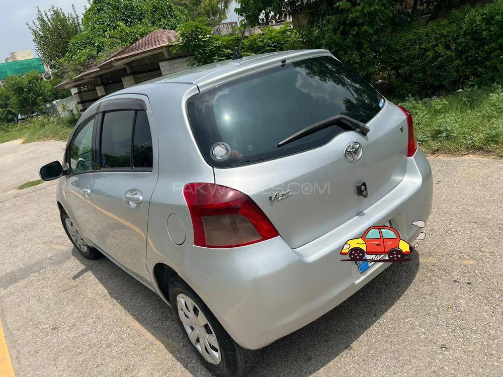 Toyota Vitz 2005 for Sale in Islamabad Image-1