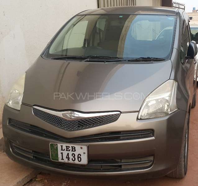 Toyota Ractis 2007 for Sale in Lahore Image-1