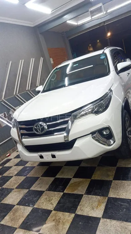 Toyota Fortuner 2019 for Sale in Lahore Image-1