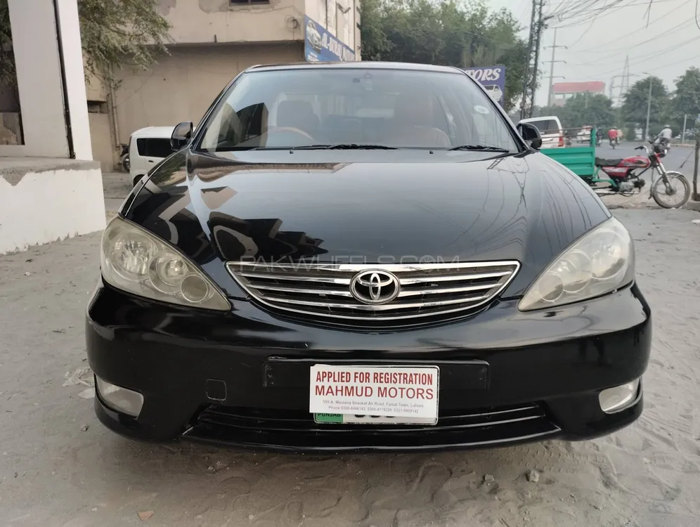 Toyota Camry 2005 for Sale in Lahore Image-1