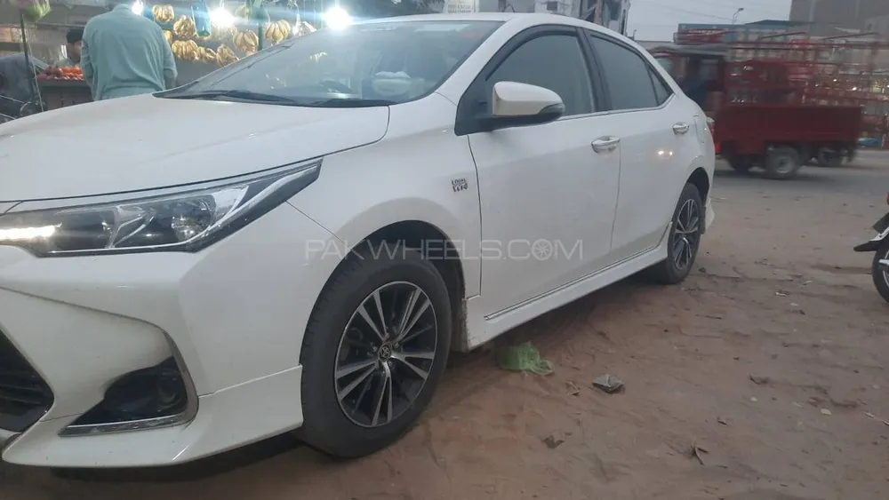 Toyota Corolla 2021 for Sale in Multan Image-1