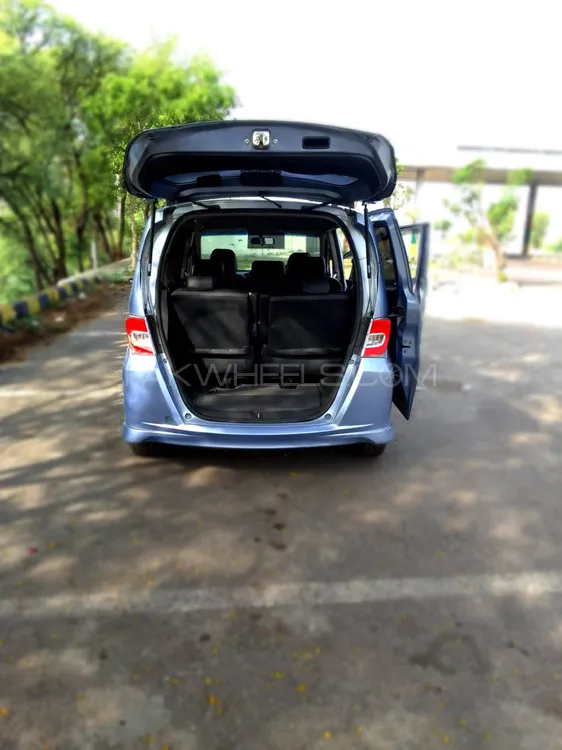 Honda Freed 2013 for Sale in Peshawar Image-1