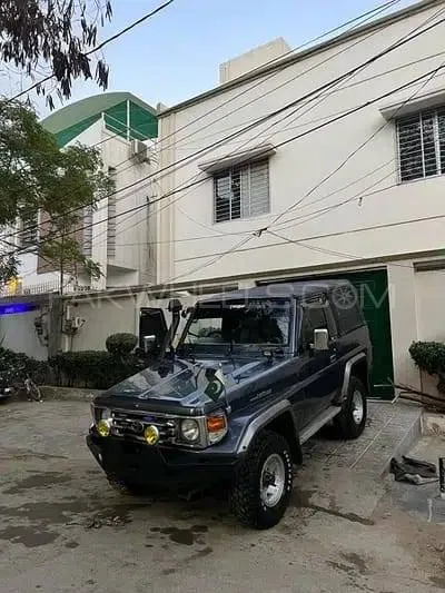 Toyota Land Cruiser 1986 for Sale in Karachi Image-1