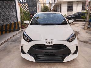 yaris 1.0
2020 model 
pearl white color
for more details please contact