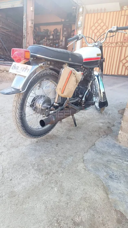 Honda cb on sale 100 olx