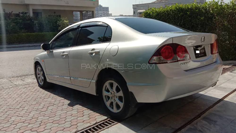 Honda Civic 2010 for Sale in Islamabad Image-1