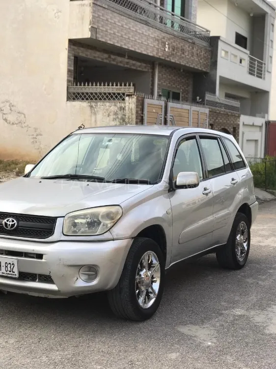 Toyota Rav4 2004 for Sale in Wah cantt Image-1