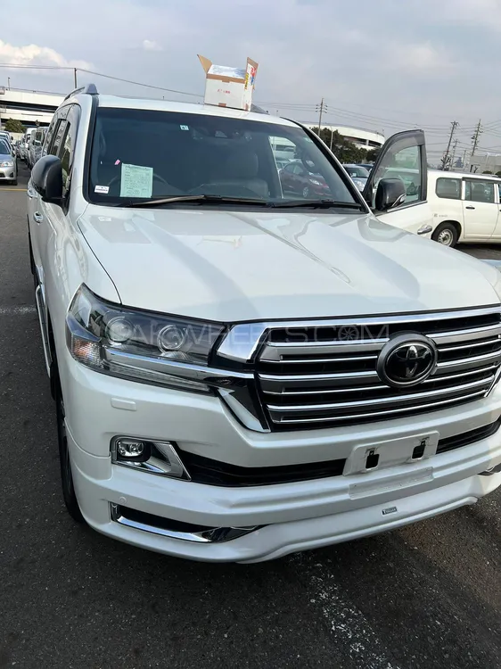 Toyota Land Cruiser 2017 for Sale in Islamabad Image-1