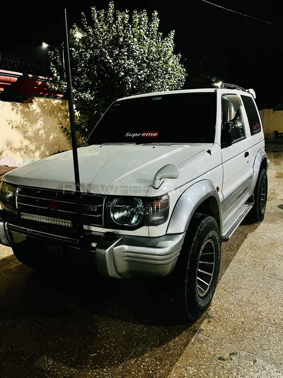 Mitsubishi Pajero 1994 for Sale in Peshawar Image-1