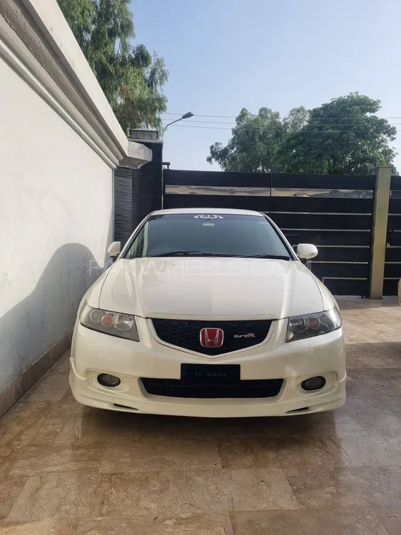 Honda Accord 2004 for Sale in Peshawar Image-1